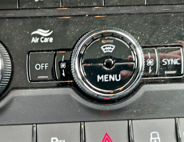 Škoda Karoq SUV 1,5 l 110 kw