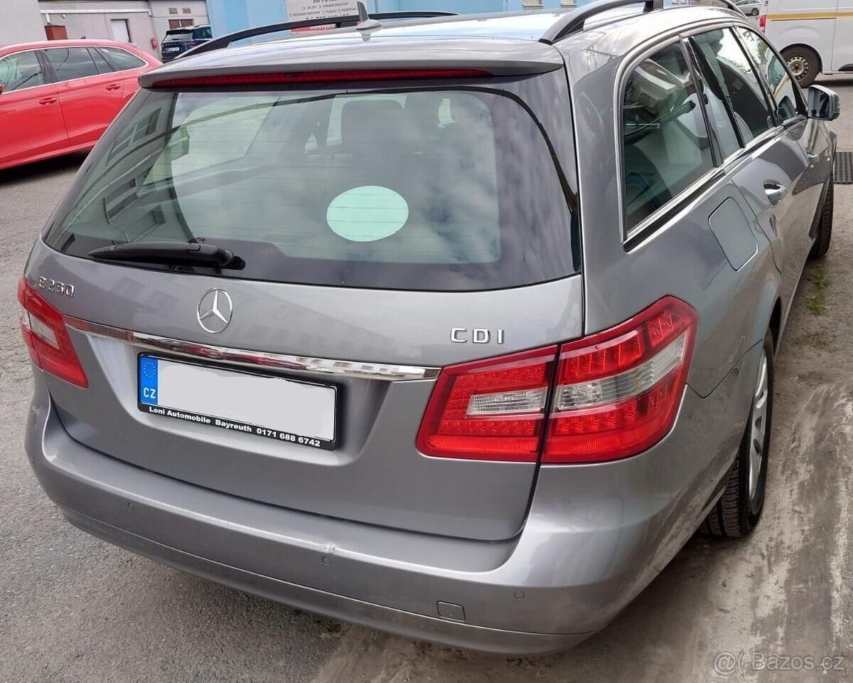 Mercedes-Benz Třídy E Kombi 0,0 0