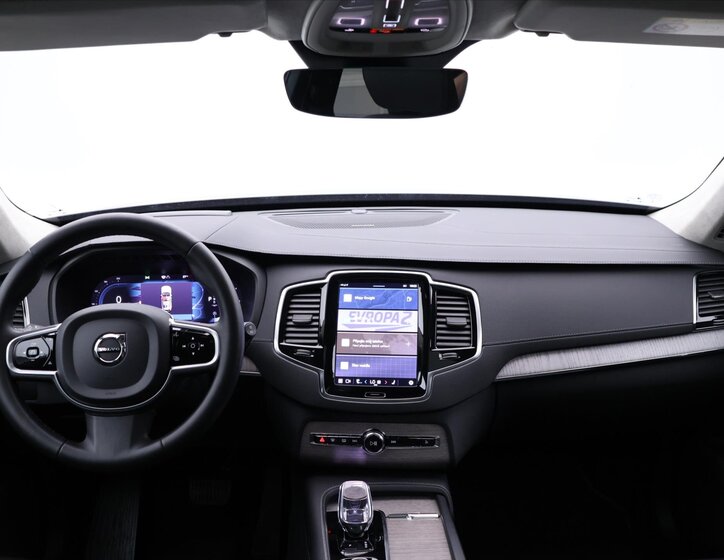 Volvo XC90 71
