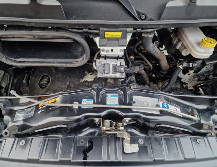 Peugeot Boxer VAN-Minibus 2,2 l 103 kw