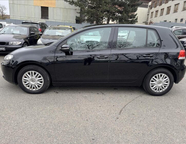 Volkswagen Golf Hatchback 1,6 l 77 kw