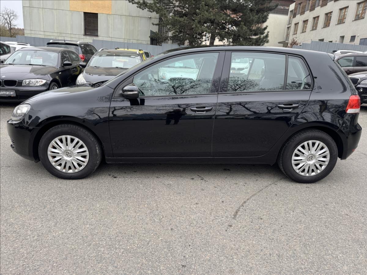 Volkswagen Golf Hatchback 1,6 l 77 kw