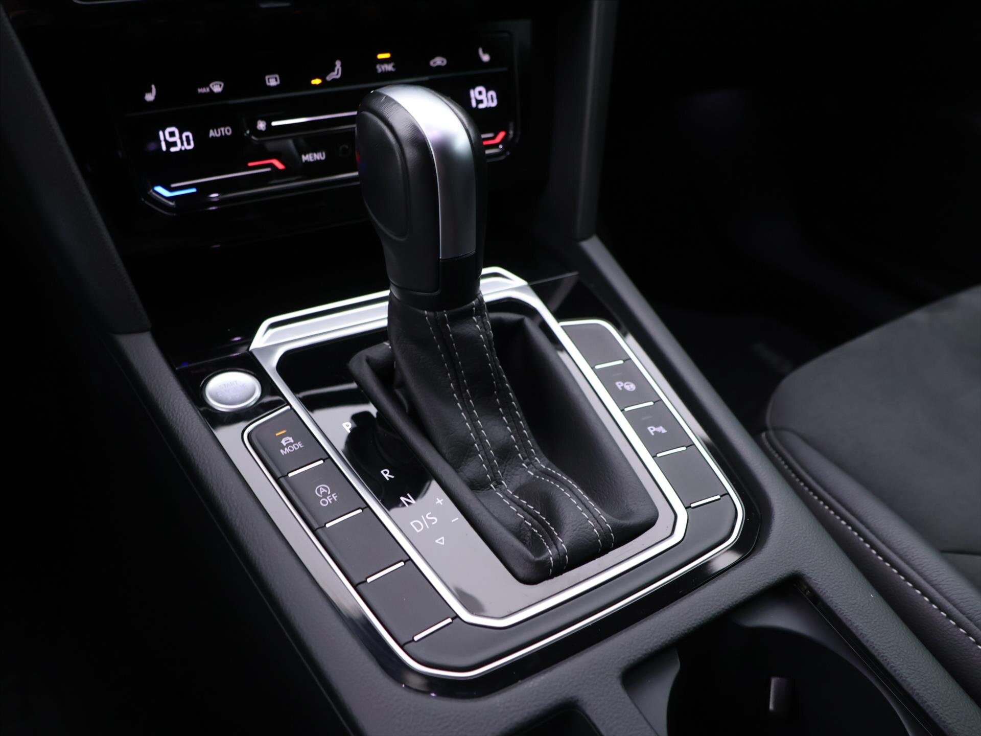 Volkswagen Arteon Kombi 2,0 l 206 kw