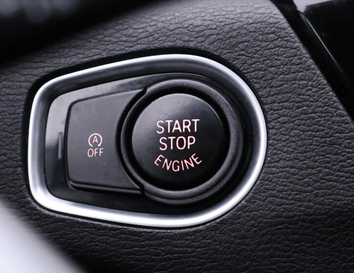 BMW X1 SUV 2,0 l 110 kw