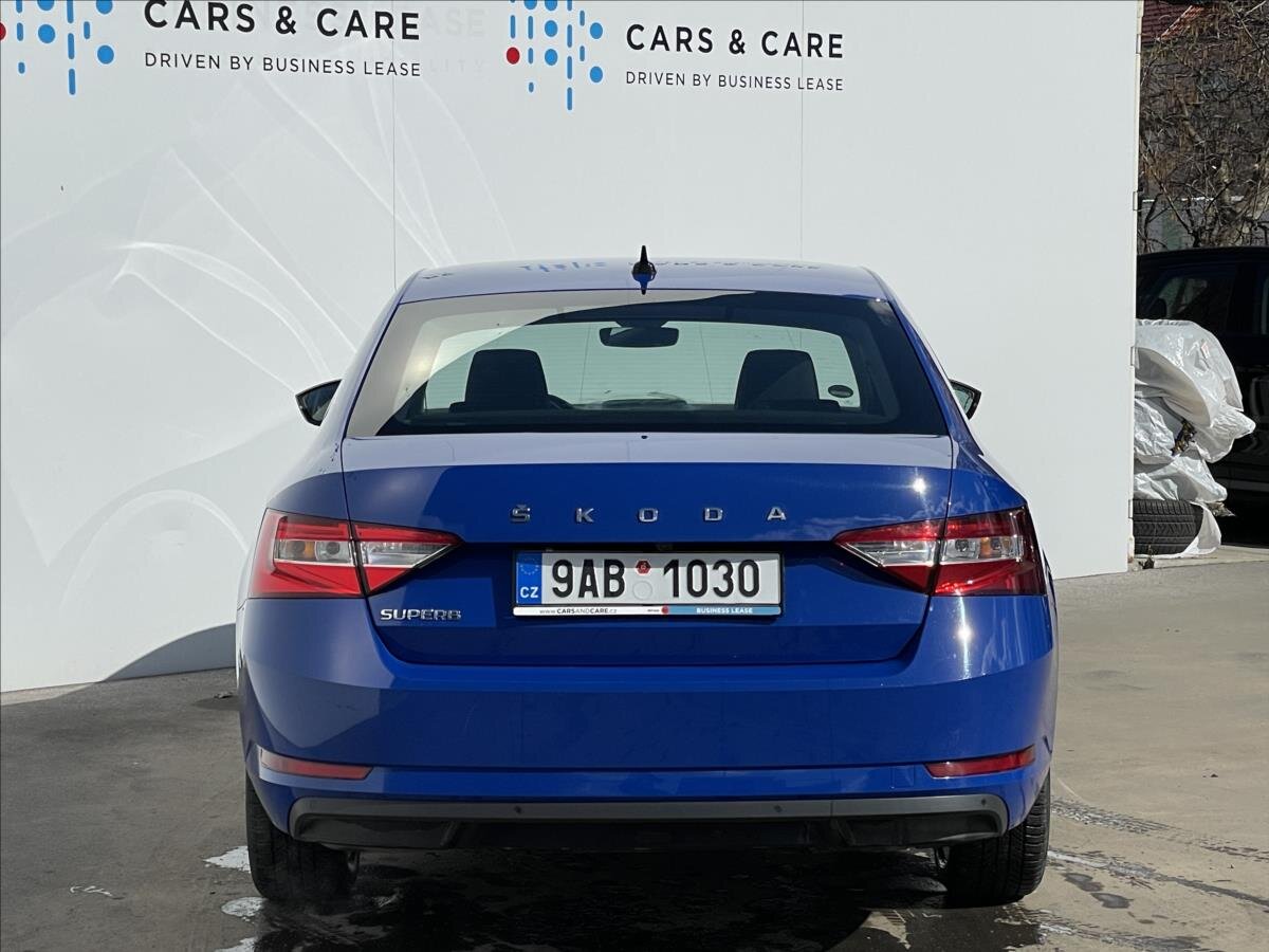 Škoda Superb Liftback 1,5 l 110 kw