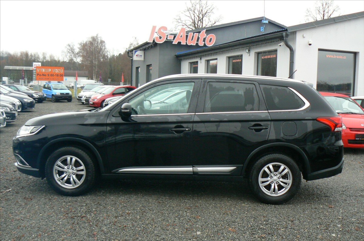 Mitsubishi Outlander SUV / Terénní 2,3 l 110 kw