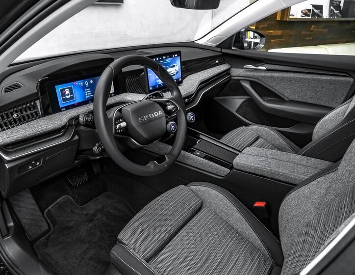 Škoda Superb Sedan / Limuzína 2,0 l 110 kw