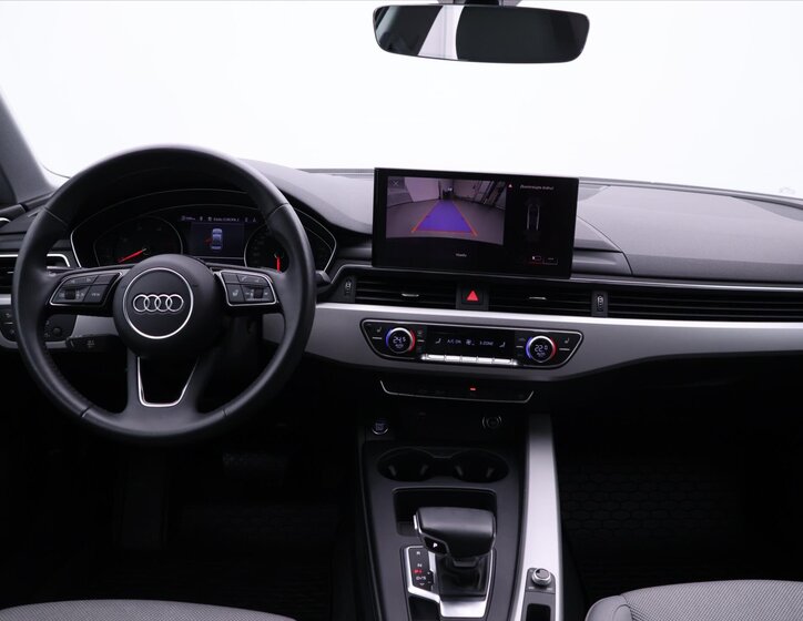 Audi A4 Sedan / Limuzína 2,0 l 120 kw