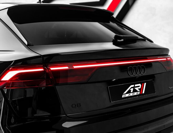 Audi Q8 SUV / Terénní 3,0 l 210 kw