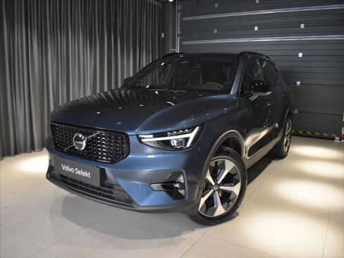 Volvo XC40 Kombi 2,0 l 145 kw