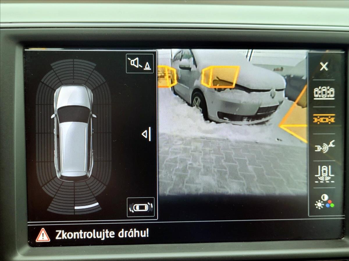 Volkswagen Passat Kombi 1,6 l 88 kw