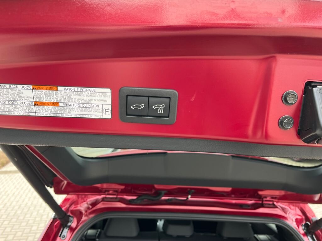 Toyota Corolla Cross SUV / Terénní 1,8 l 72 kw