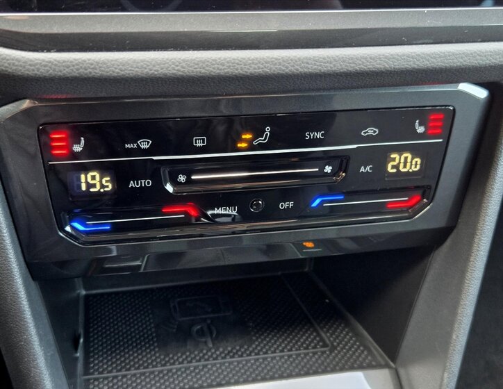 Volkswagen Tiguan SUV / Terénní 1,5 l 110 kw