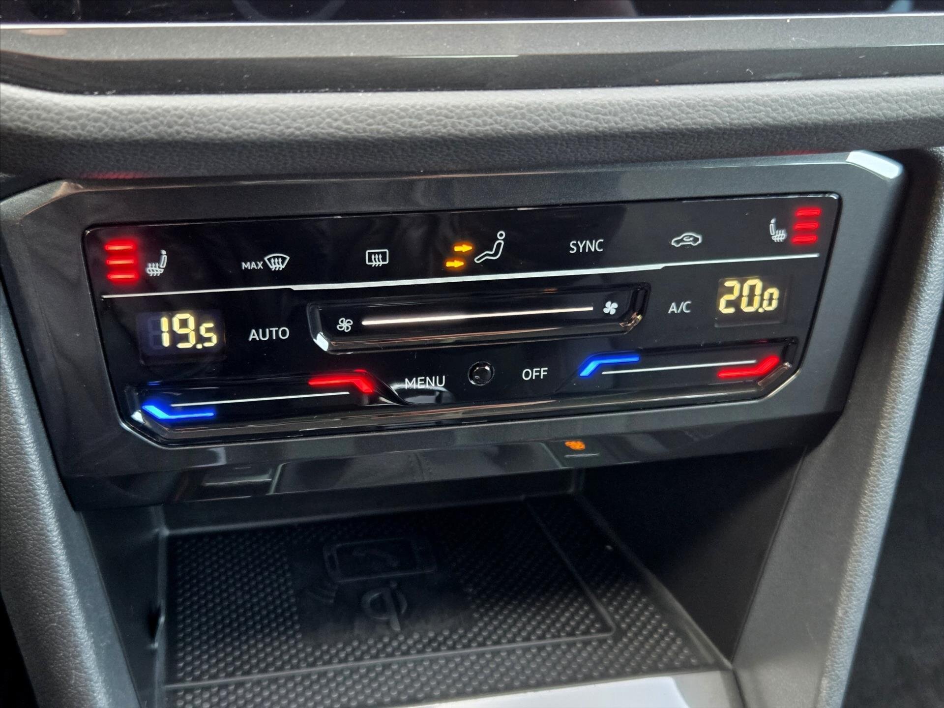 Volkswagen Tiguan SUV / Terénní 1,5 l 110 kw