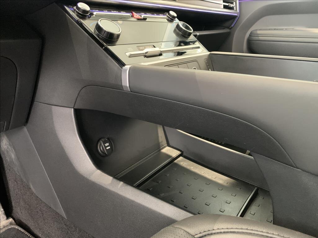 Hyundai Santa Fe SUV / Terénní 1,6 l 117 kw