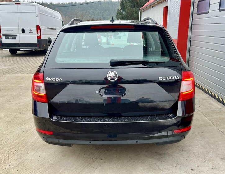 Škoda Octavia Kombi 2,0 l 110 kw