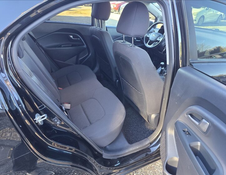 KIA Rio Hatchback 1,2 l 61 kw