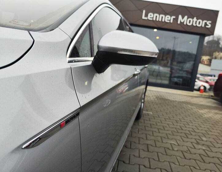 Volkswagen Passat Sedan 2,0 l 140 kw