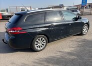 Peugeot 308 Kombi 1,5 l 96 kw