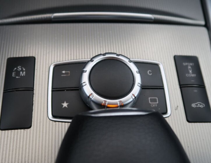 Mercedes-Benz Třídy E Kombi 3,0 l 190 kw