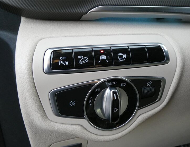 Mercedes-Benz Třídy V Ostatní 2,1 l 140 kw