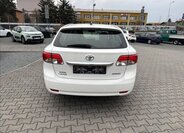 Toyota Avensis Kombi 1,8 l 108 kw