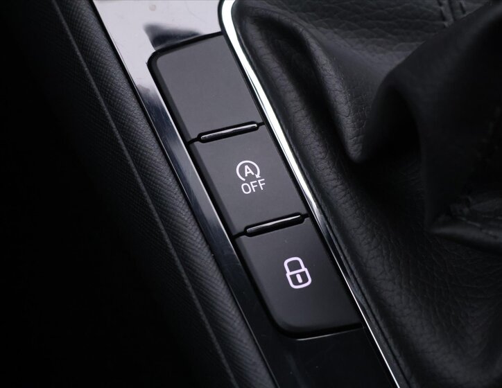 Škoda Fabia Hatchback 999,0 70 kw