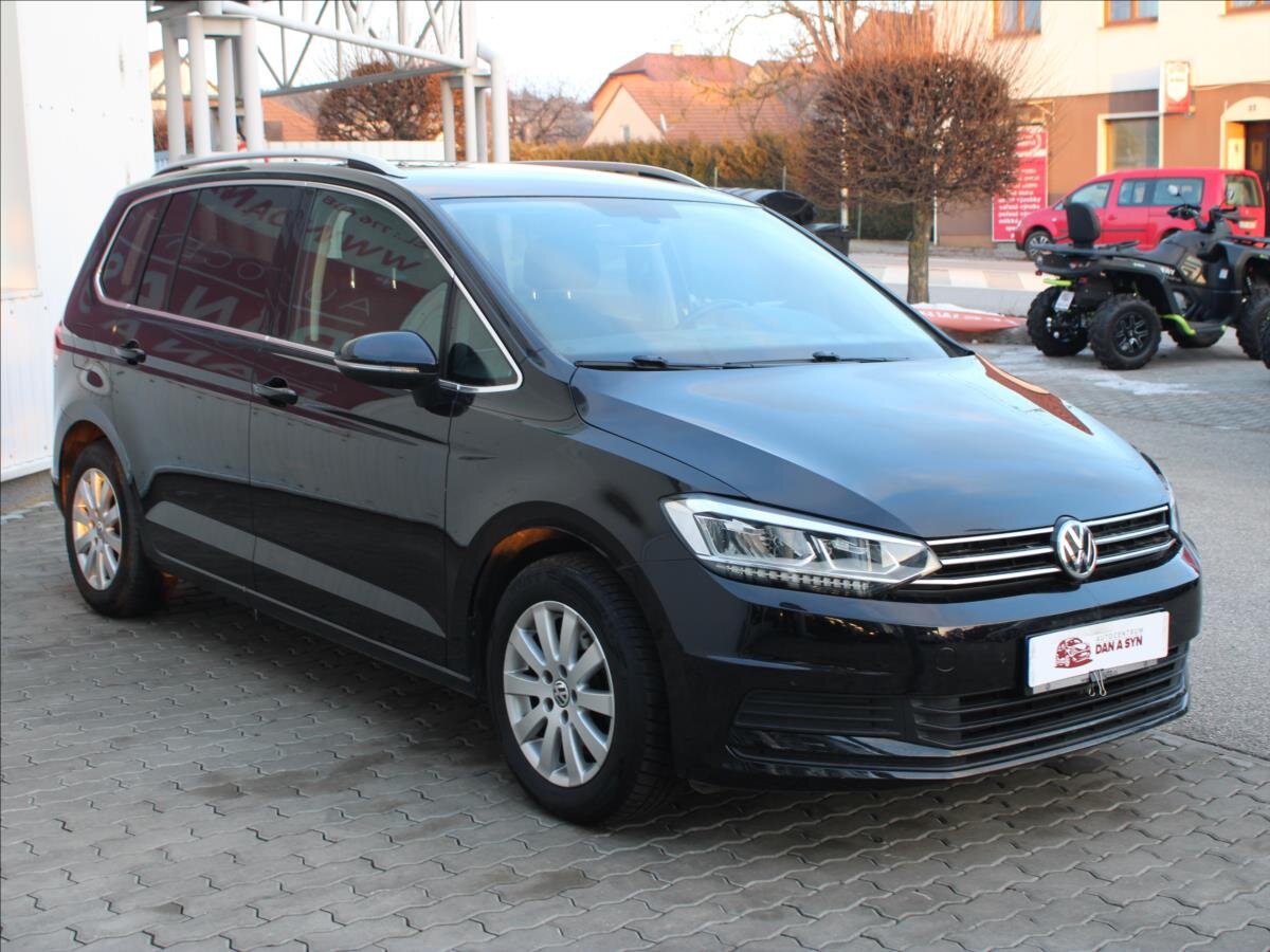 Volkswagen Touran Kombi 1,5 l 110 kw