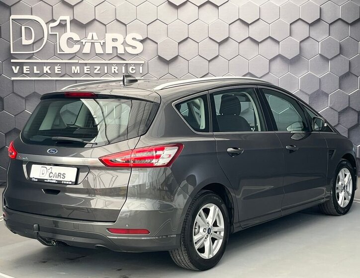 Ford S-MAX MPV 2,5 l 140 kw