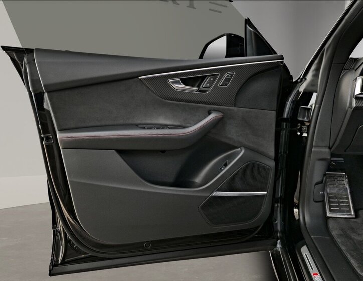 Audi RS Q8 SUV / Terénní 4,0 l 441 kw