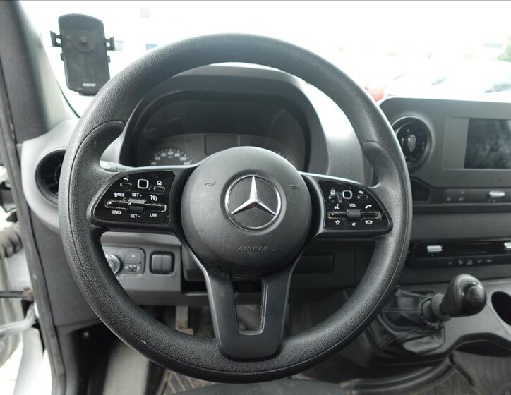 Mercedes-Benz Sprinter Valník 2,0 l 125 kw