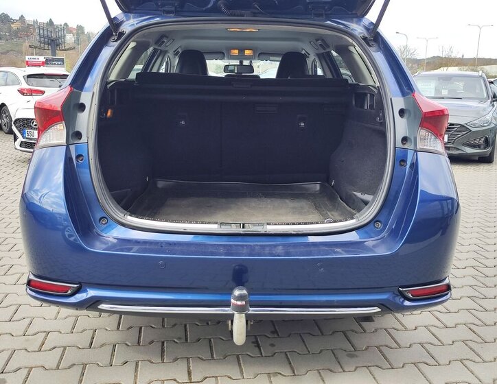 Toyota Auris Kombi 1,6 l 82 kw