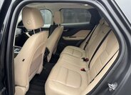 Jaguar F-Pace 12