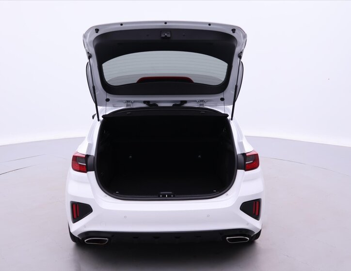 KIA Ceed Hatchback 1,6 l 150 kw