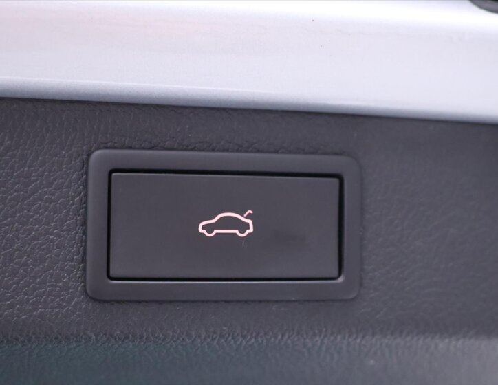 Škoda Superb Kombi 2,0 l 147 kw