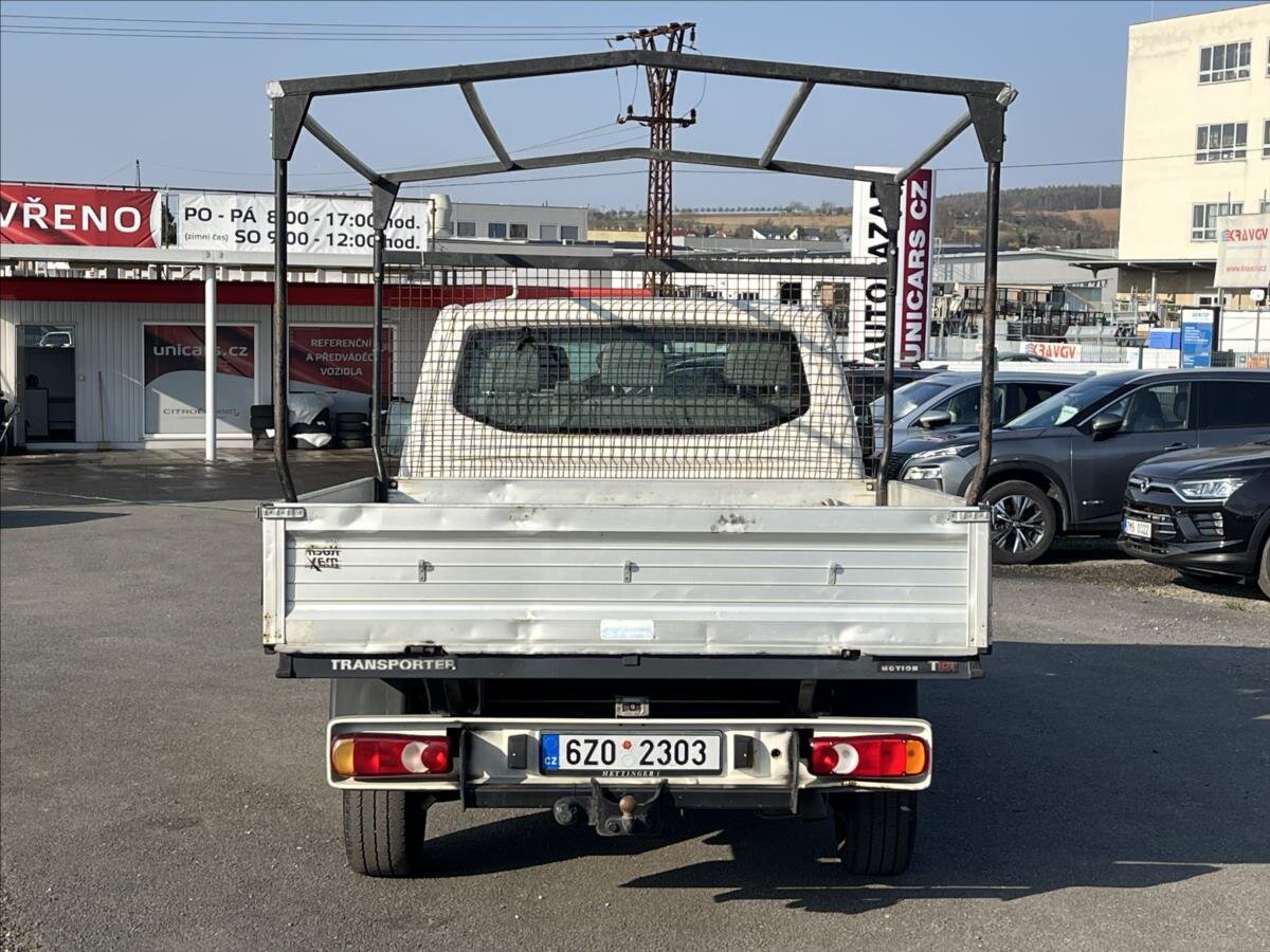 Volkswagen Transporter Valník 2,5 l 96 kw