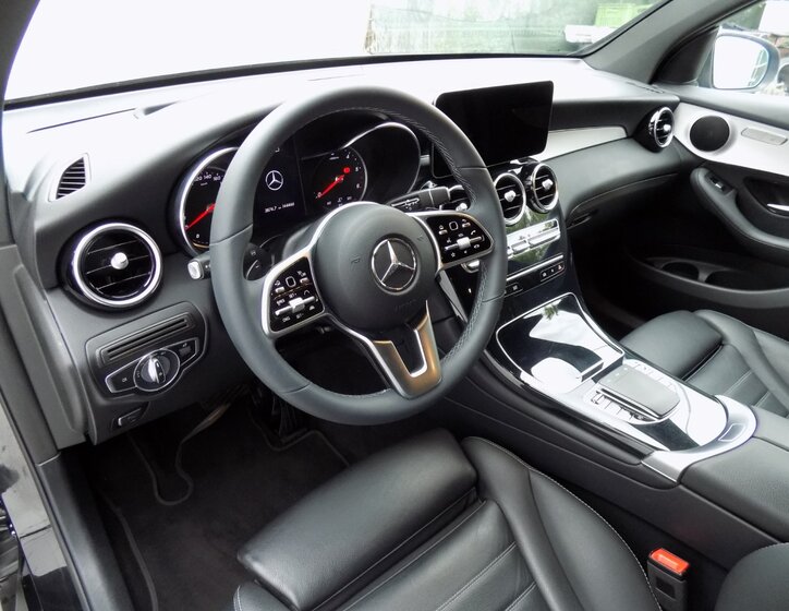 Mercedes-Benz GLC 13