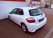 Toyota Auris Hatchback 1,6 l 97 kw