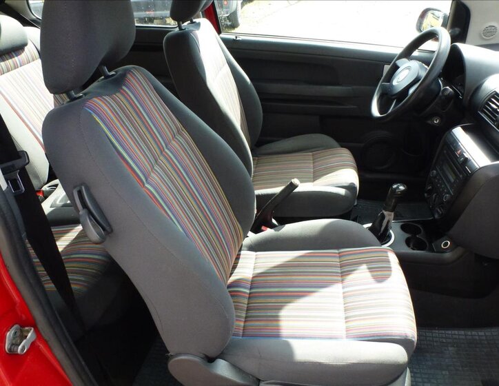 Volkswagen Fox Hatchback 1,2 l 40 kw