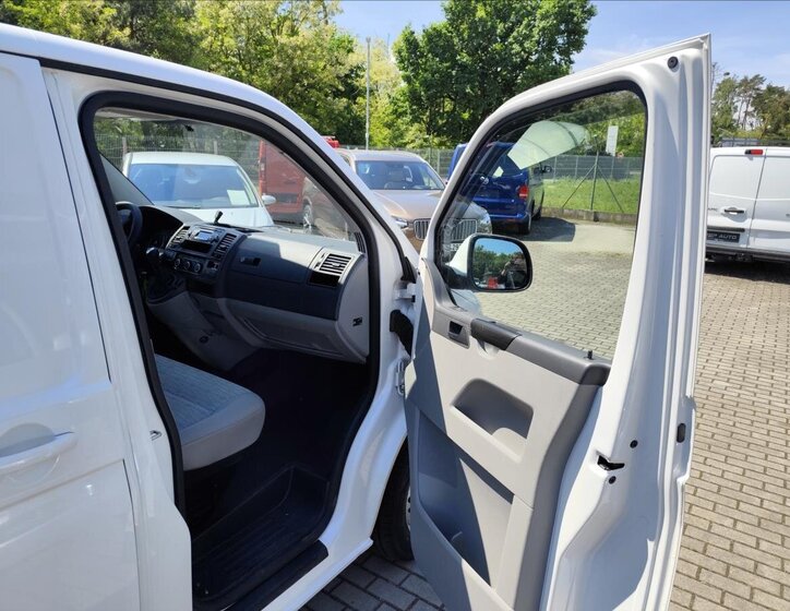 Volkswagen Transporter 27