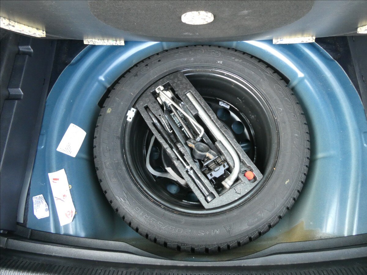 Volkswagen Golf Kombi 1,2 l 77 kw