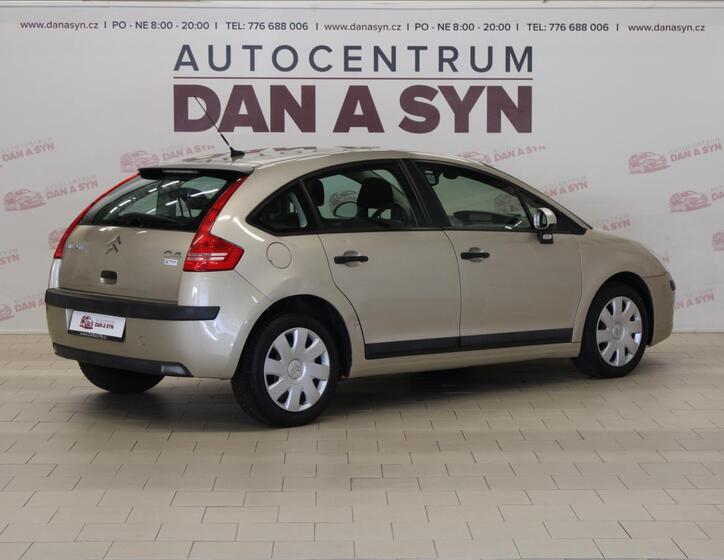 Citroën C4 4
