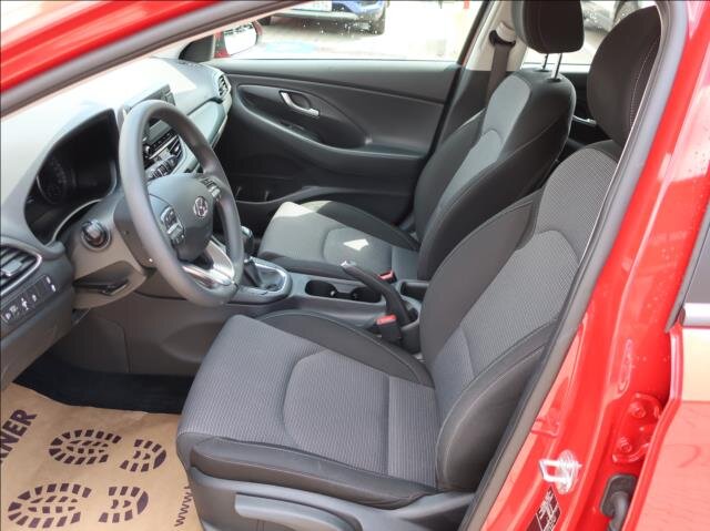 Hyundai i30 Kombi 998,0 88 kw