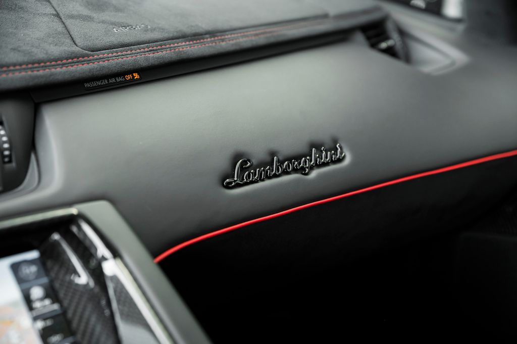 Lamborghini Aventador