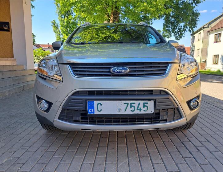 Ford Kuga 13