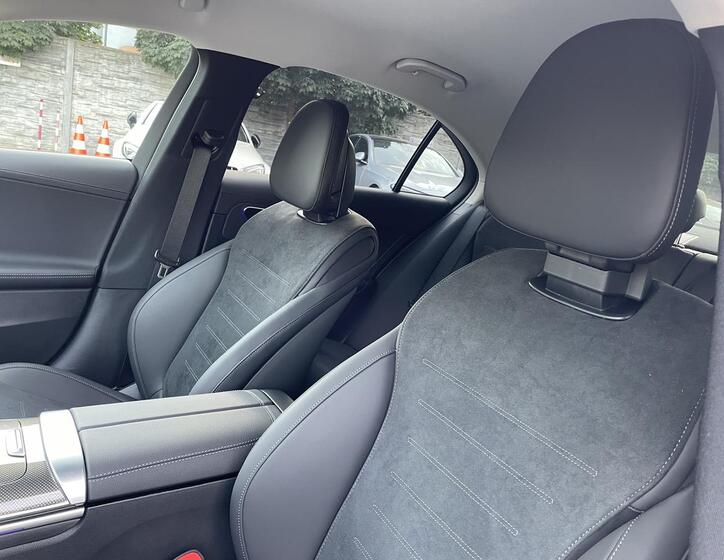 Mercedes-Benz Třídy C 8