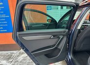 Volkswagen Passat Kombi 1,6 l 77 kw