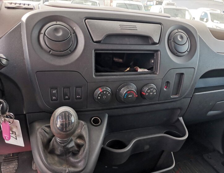 Renault Master Valník 2,3 l 125 kw