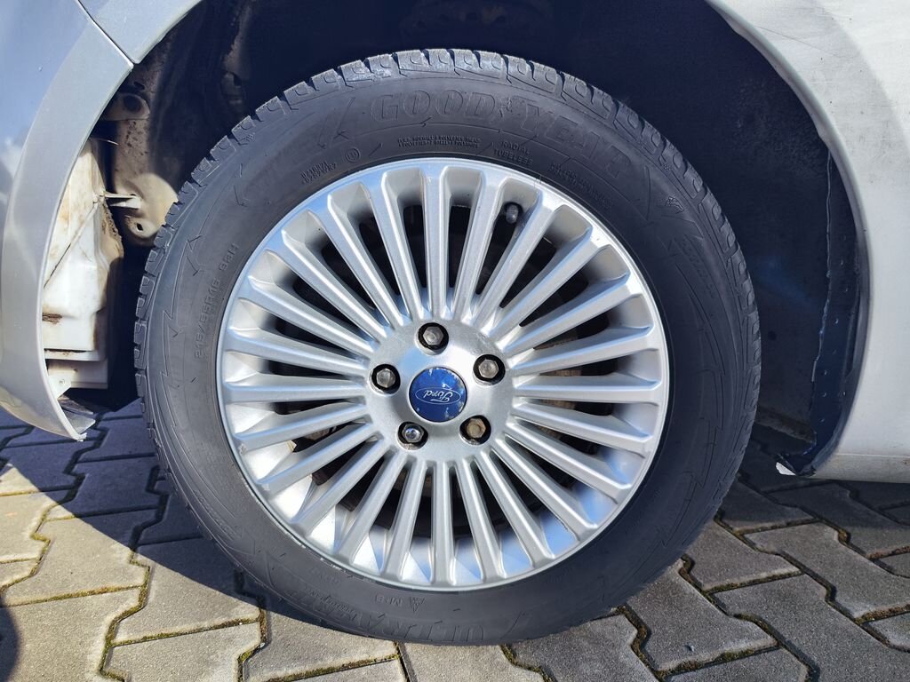 Ford Mondeo Kombi 2,0 l 103 kw