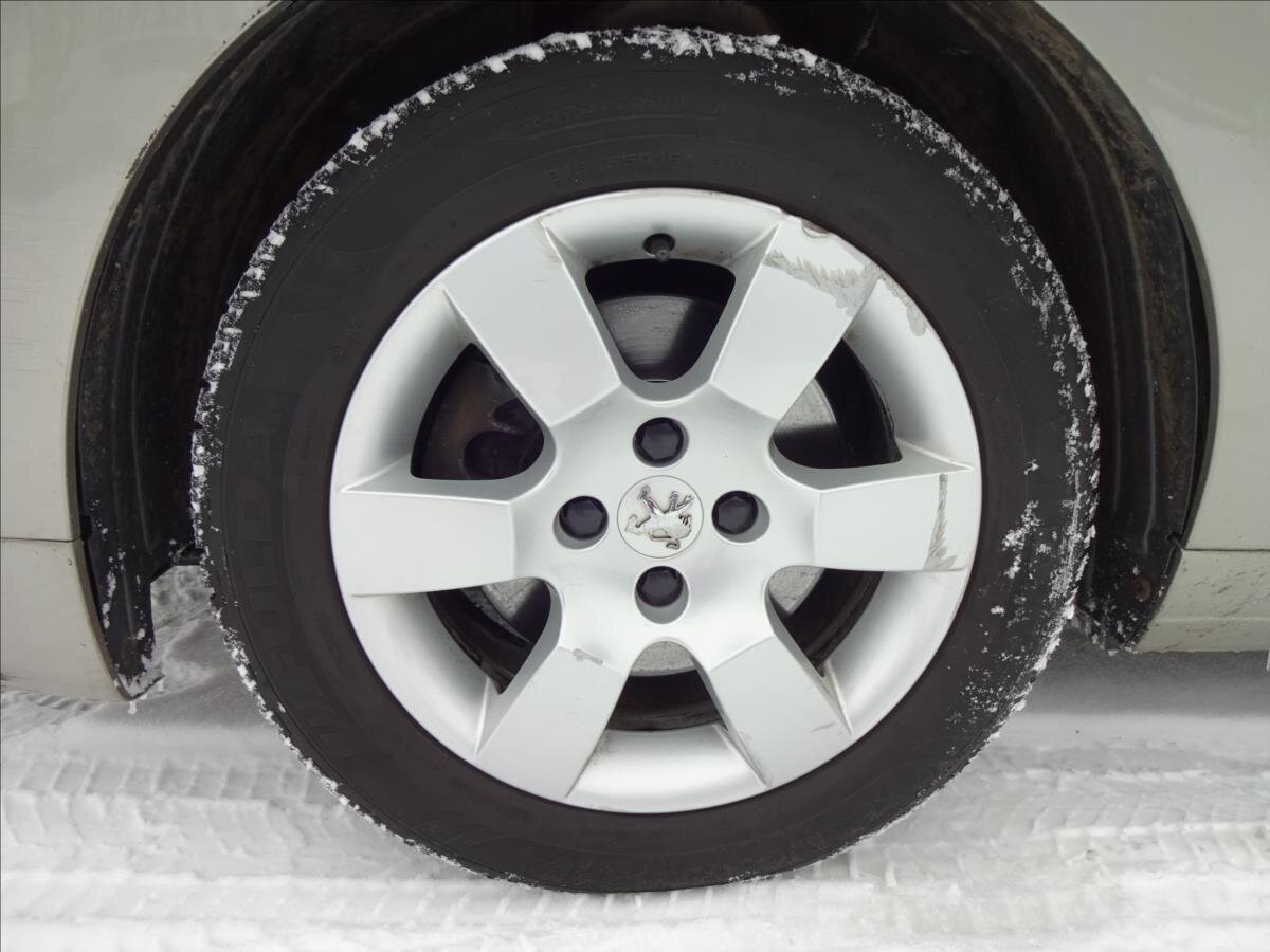 Peugeot 5008 MPV 1,6 l 115 kw